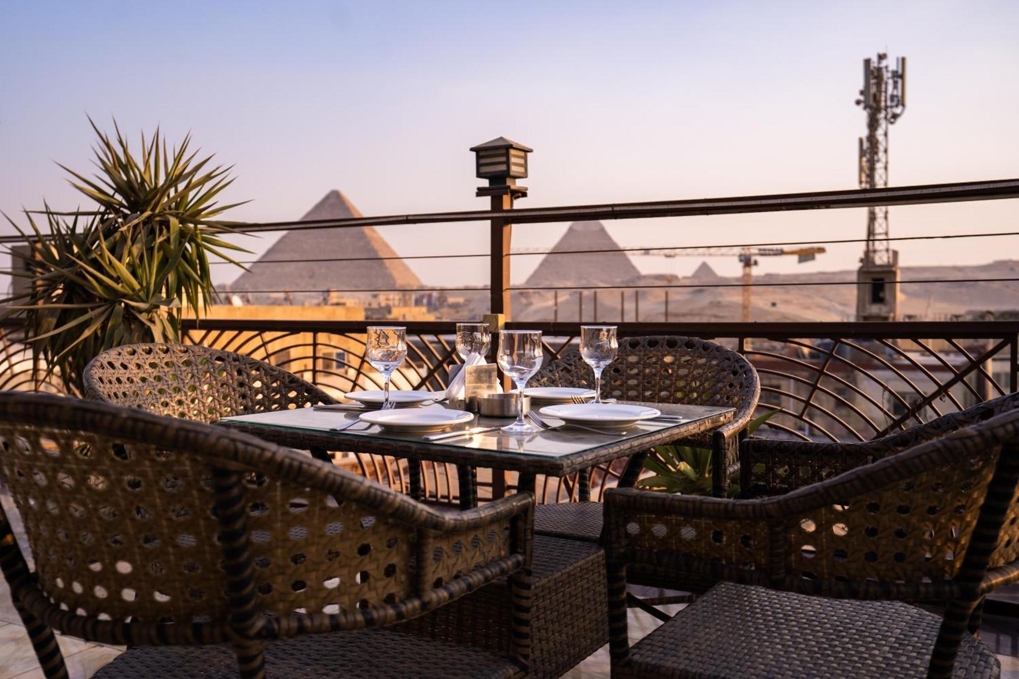 Отель Pyramids Gem Plaza Kafrat al Jabal Экстерьер фото